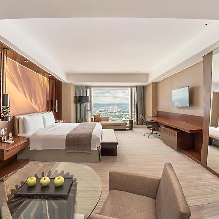 Marco Polo Ortigas Manila Hotel Pasig City Екстериор снимка