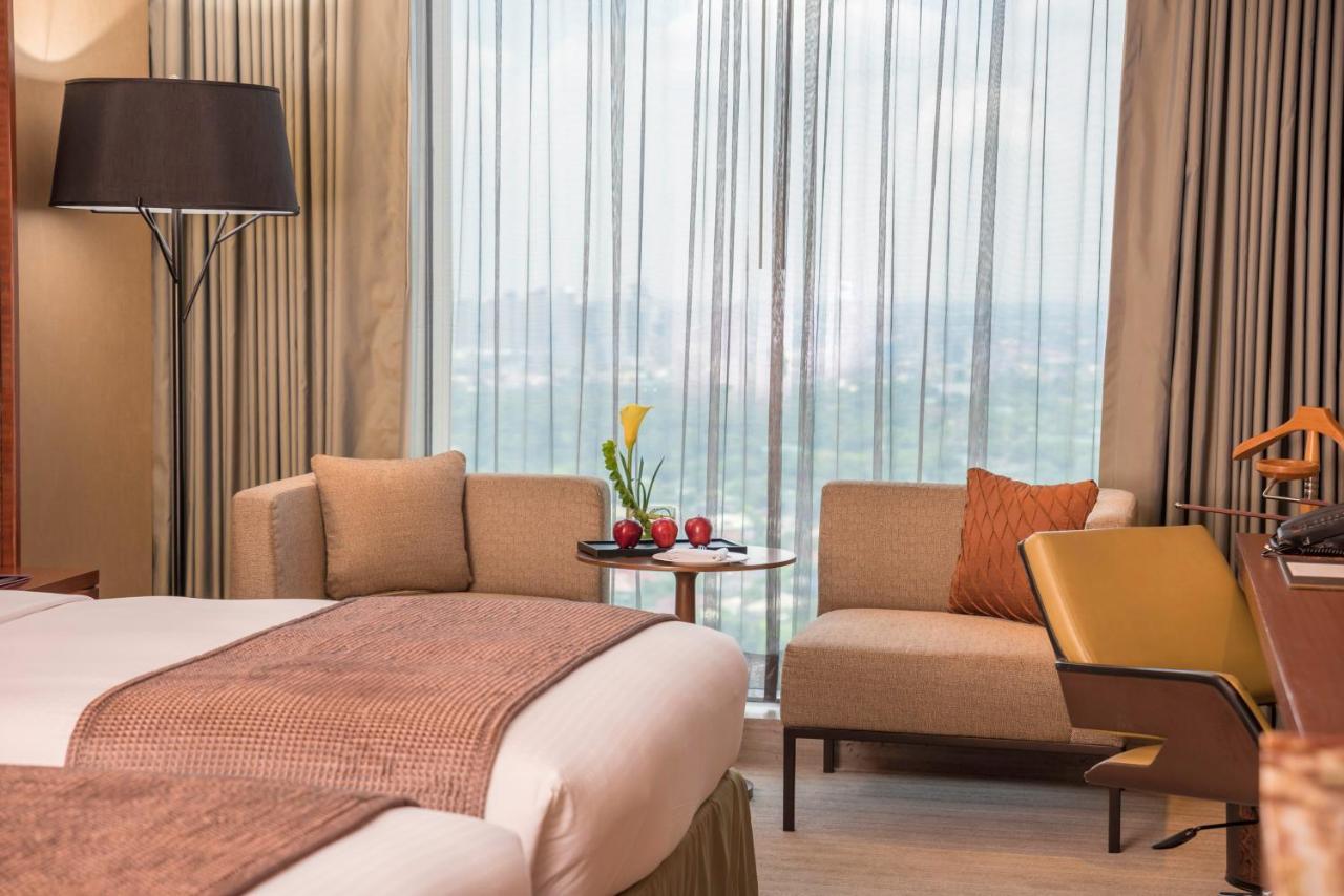Marco Polo Ortigas Manila Hotel Pasig City Екстериор снимка